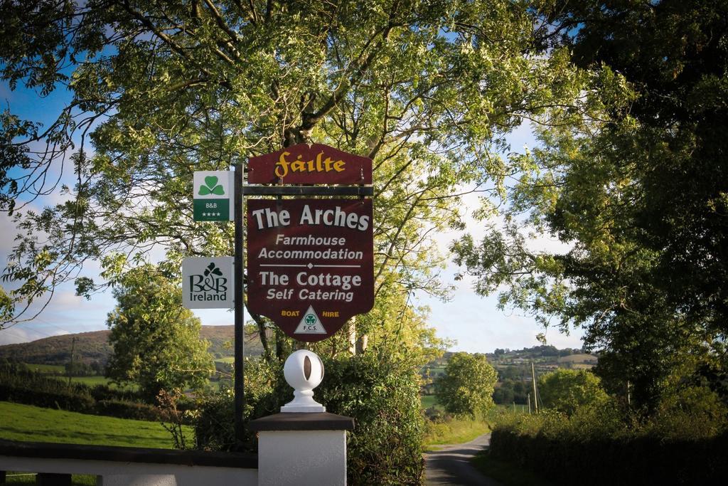 Arvagh The Arches Farmhouse B&B מראה חיצוני תמונה